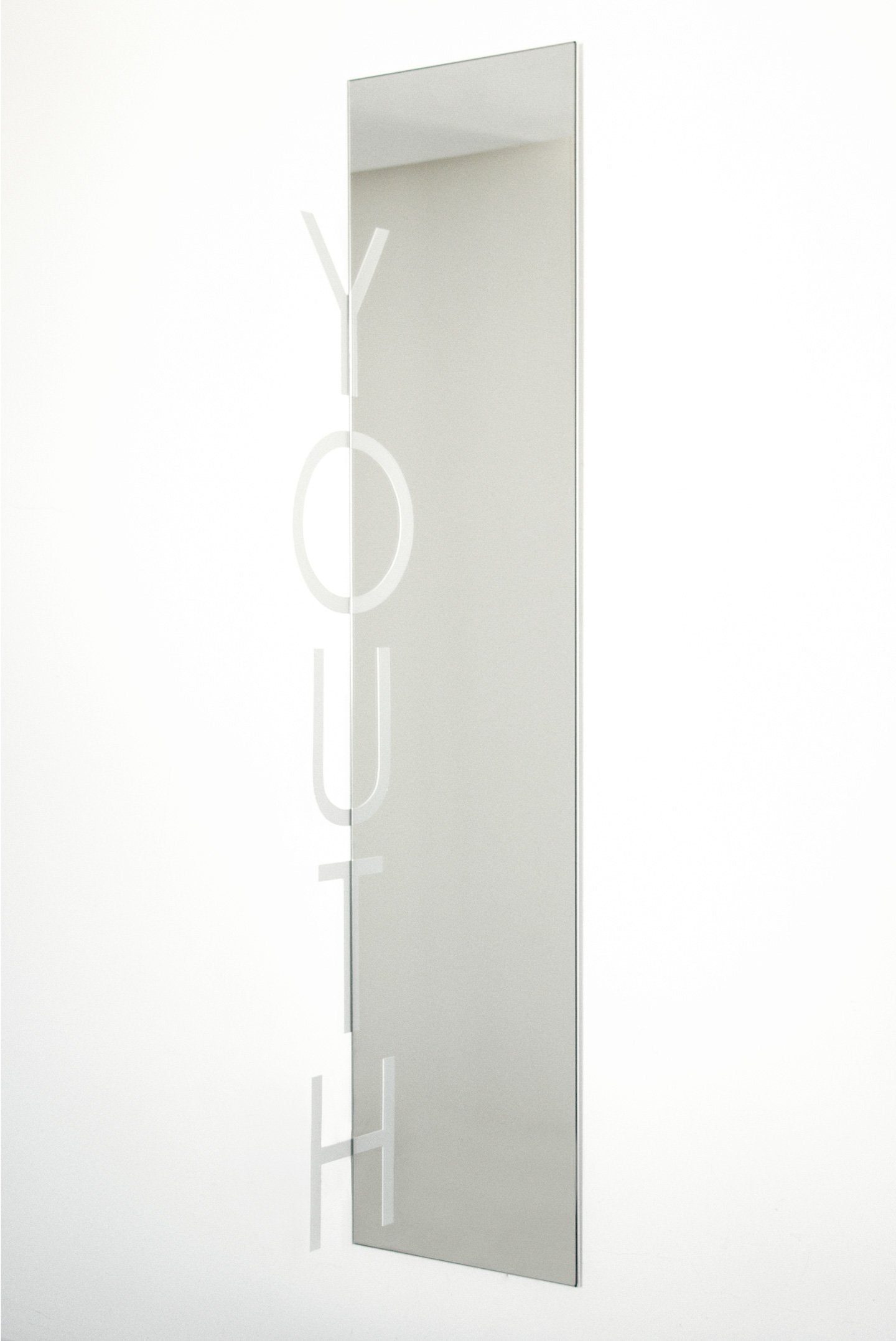 REFLECTIONS YOUTH de ilias fragkakis  en meryac