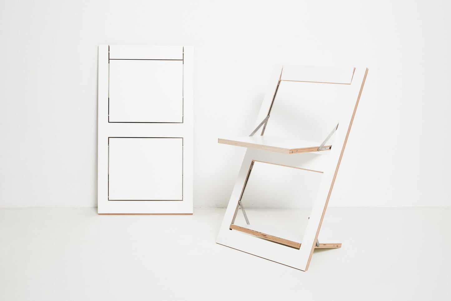 Silla Flapps Madera Plegable Color Blanco Ambivalenz en Meryac