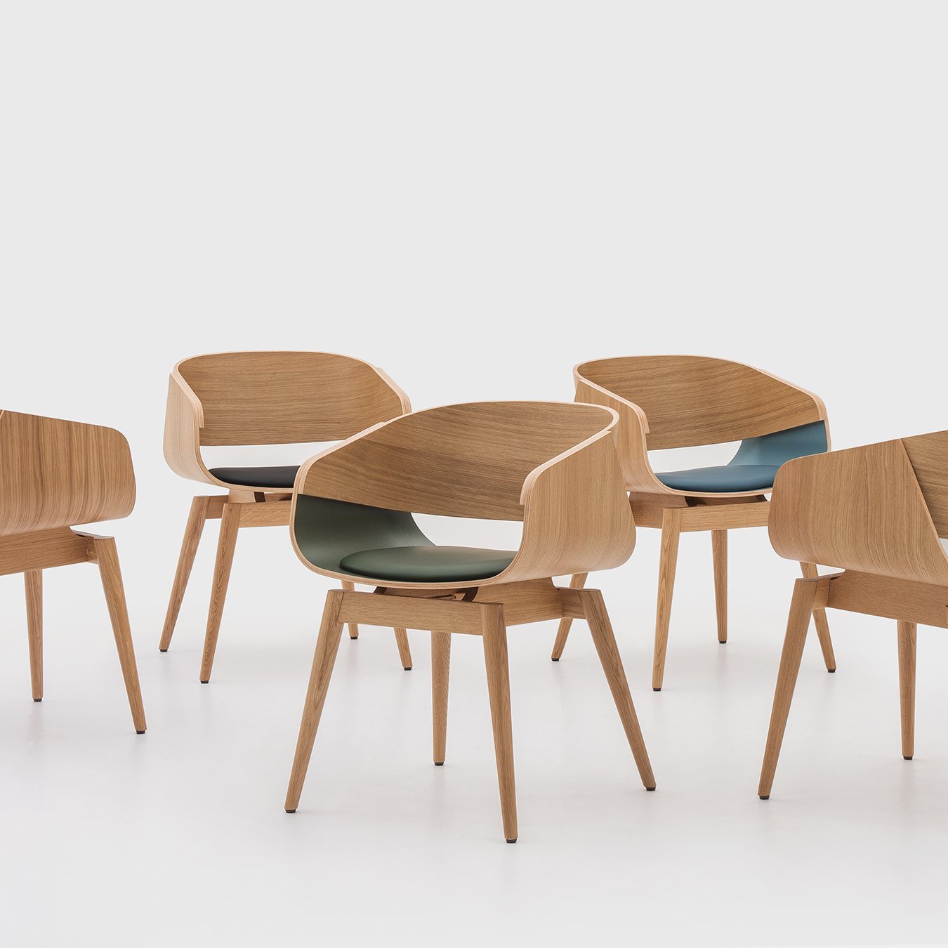 Silla 4th Armchair Soft Almost en Meryac