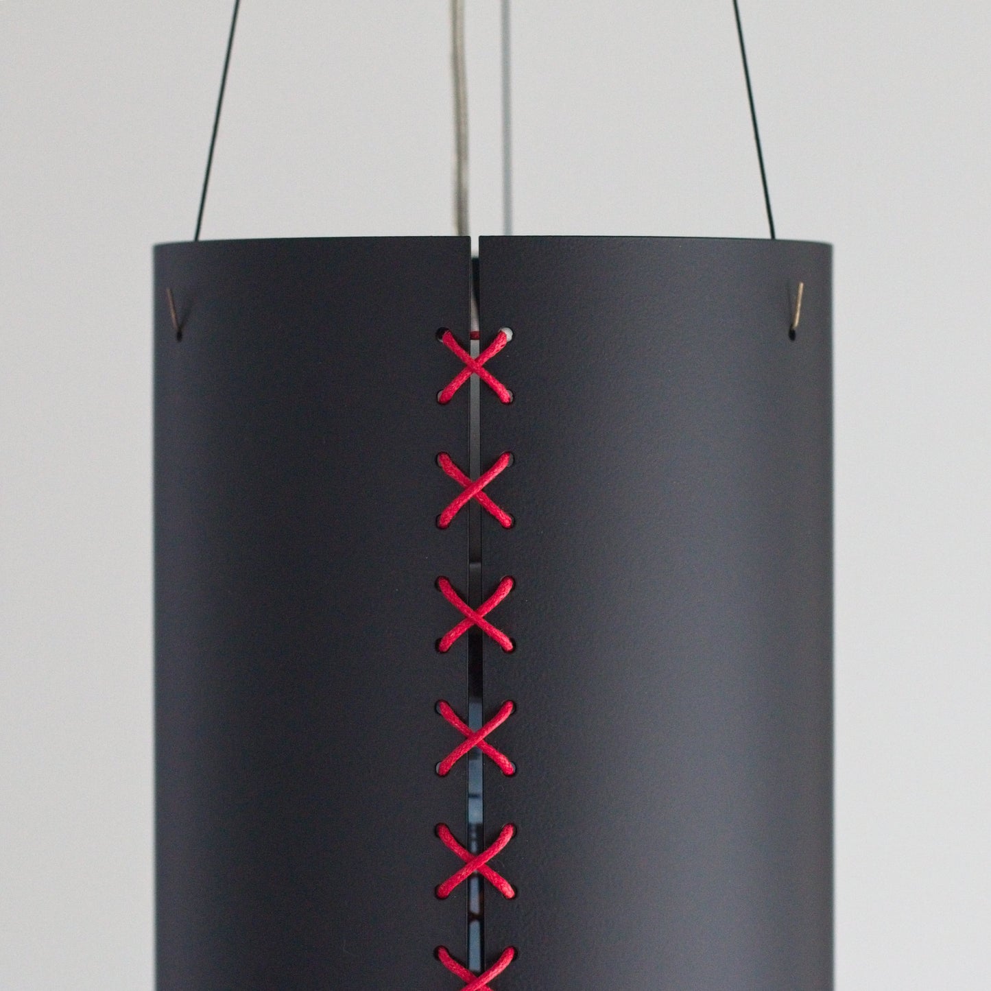 lampara de suspension corset de ilias fragkakais en meryac store