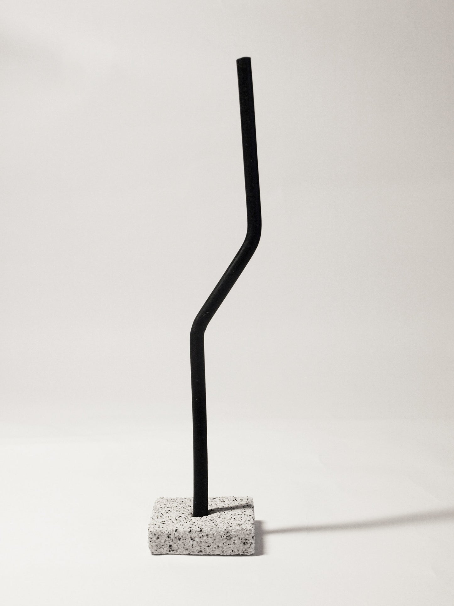 velas twisted de studio grey on grey en meryac